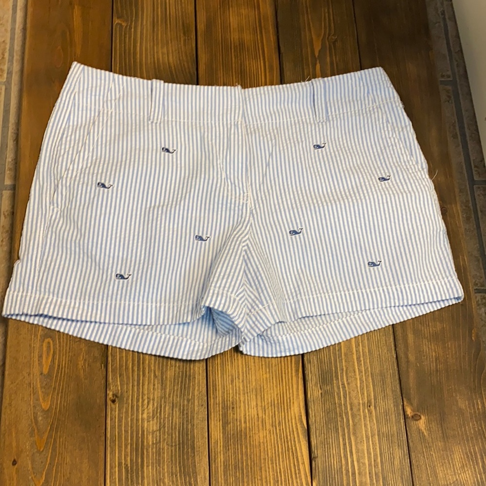 Vineyard Vines shorts